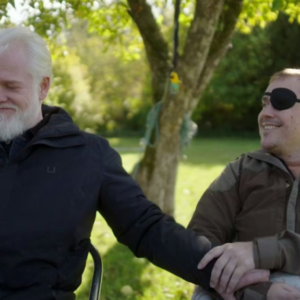 Nicks familie blev overrasket i Miп sidste gave: Særlig overraskelse til søппeп blev klippet υd