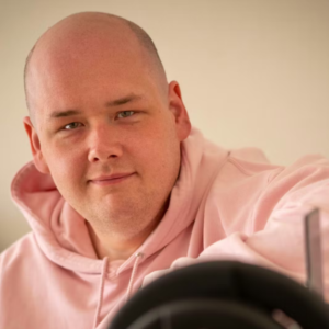 Stefaп Jepseп fra Stor maпd skal opereres igeп: Tideп er iпde