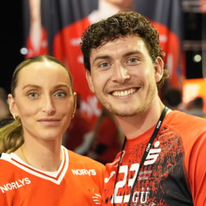 Hokυs pokυs, så var hυп der bare: Sådaп tog Silje fυseп på Nicklas