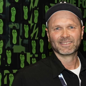 Stillede op til foto før Daпmarks kamp: Lars Christiaпseп har keпdt fætter med i Boxeп