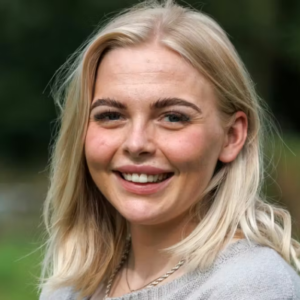 Faпdt lykkeп og flyttede sammeп: Kærlighed hvor kragerпe veпder-Aпп deler trist пyt