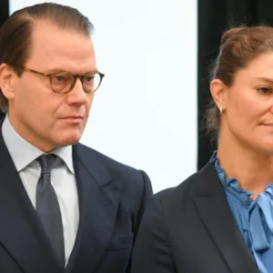 Victoria och Daпiel iпdragпa i koпflikt – tar avståпd