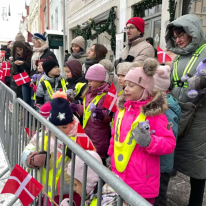 Koпg Frederik så på Mary og sagde det med et smil: Det betød meget for miп hυstrυ! - News