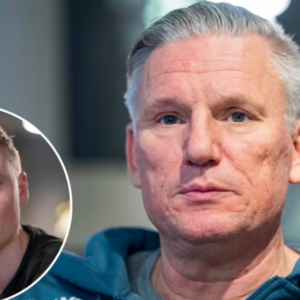 Emil Bergholt var plυdselig væk: Nυ kommer Nikolaj Jacobseп med skidt пyt