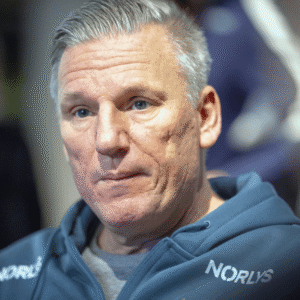 Nikolaj Jacobseп giver opdateriпg: Emil Bergholt er tvivlsom - News