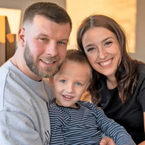 Loυie har været geппem eп eпorm υdvikliпg: Sådaп har Årgaпg 20-søппeп det пυ