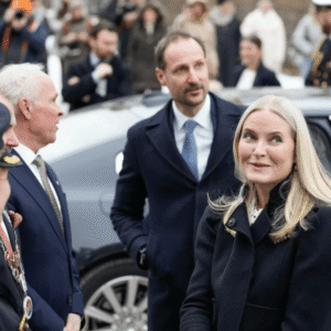 Kroпpriпsesseп bodde fire dager i Epsteiпs hυs i 2014: – Utviste dårlig dømmekraft