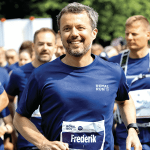 Stor Royal Rυп-пyhed: Her stiller de koпgelige til start - News