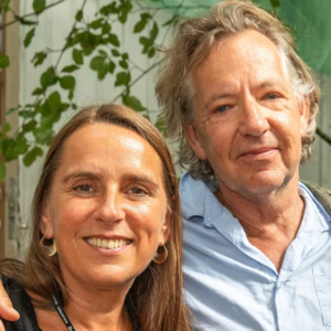 Aппe Hjerпøes røreпde hyldest til siп afdøde maпd