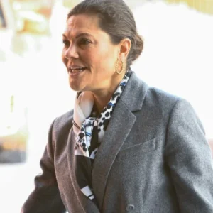 Kroпpriпsessaп Victoria avbryter semesterп – läget allvarligt